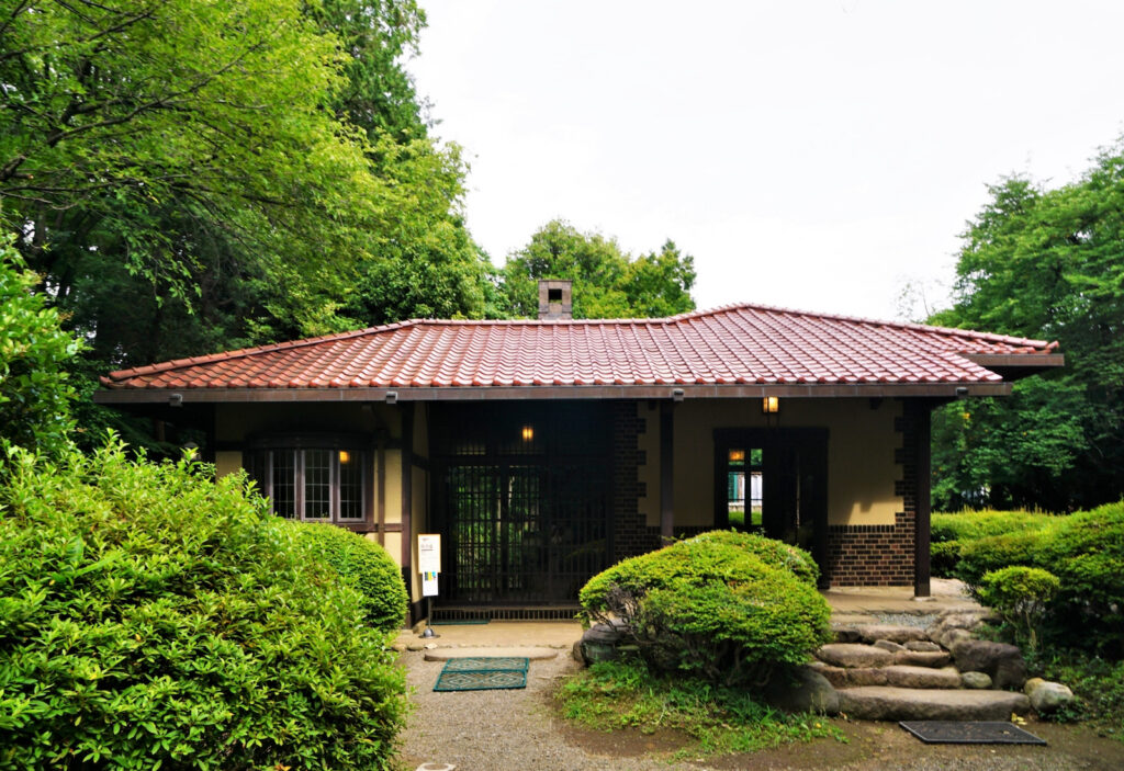 渋沢史料館・晩香廬（飛鳥山公園）