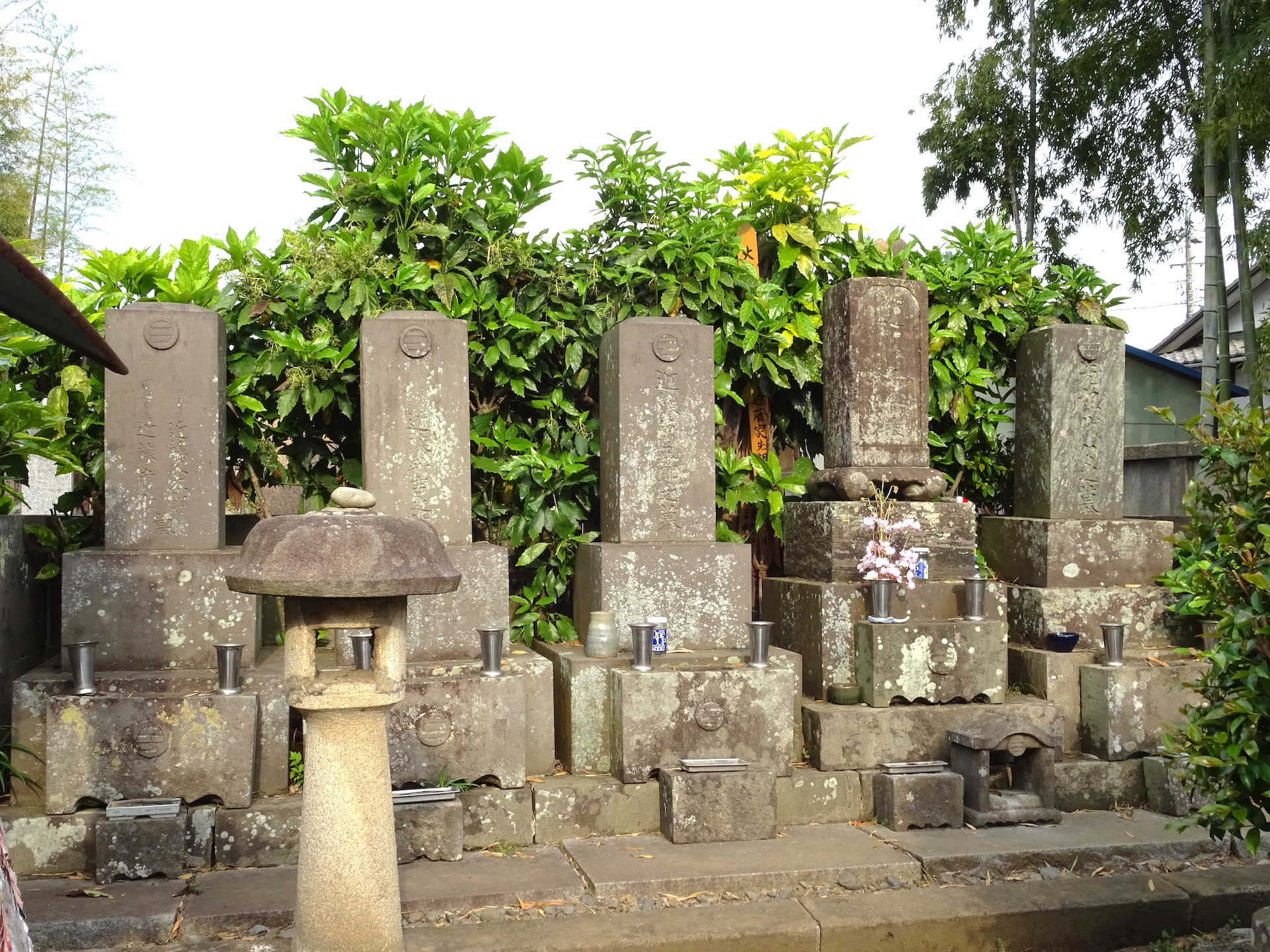 龍源寺・近藤勇の墓