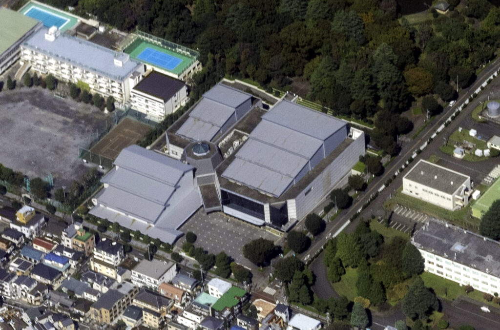 府中の森芸術劇場