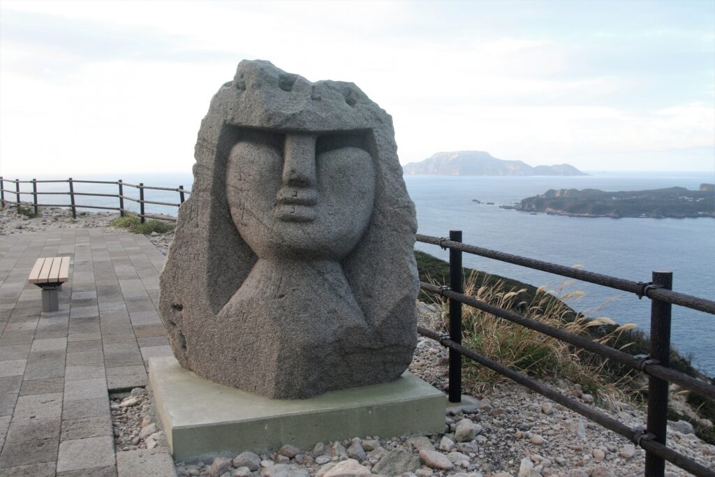 モヤイ像
