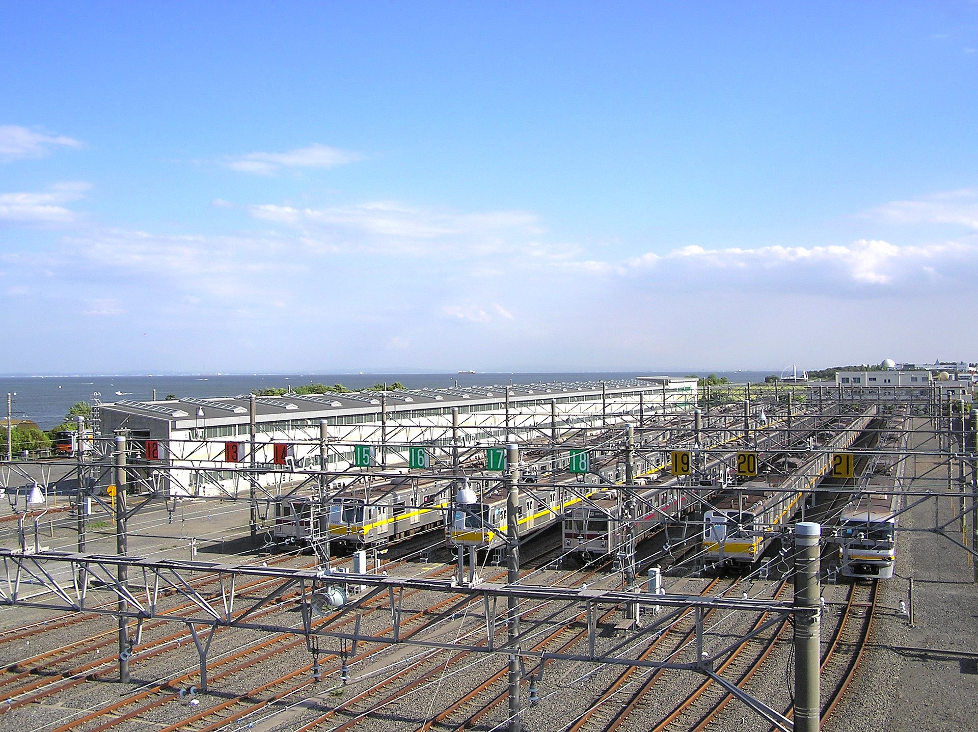 新木場車両基地