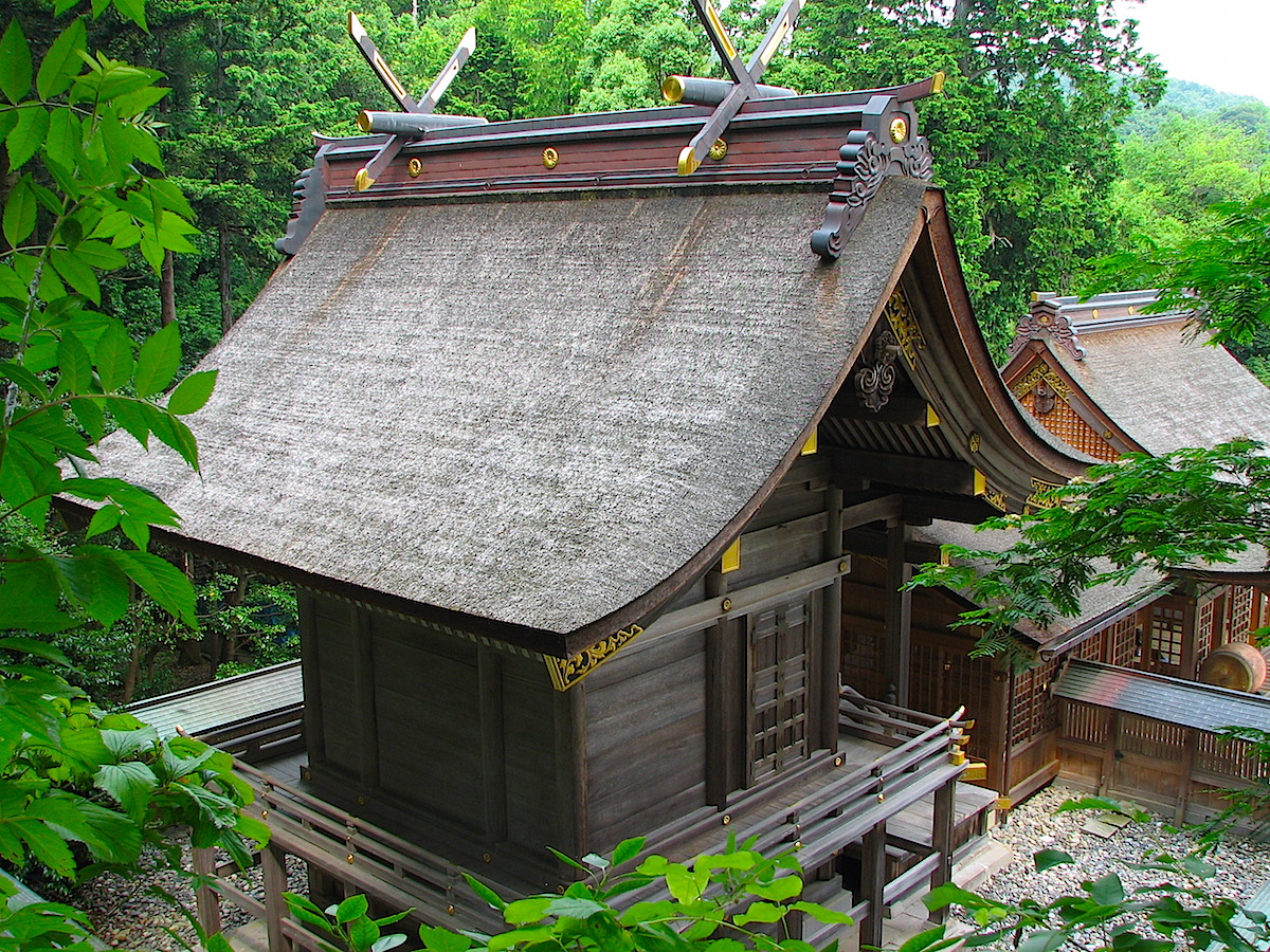 明治31年再建の本殿