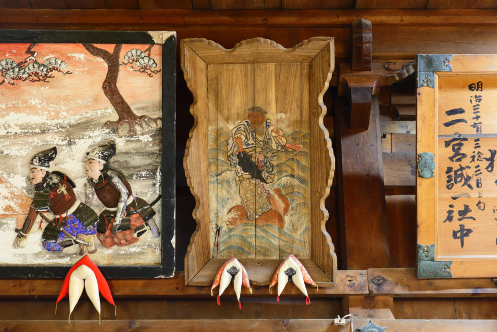 放生津八幡宮