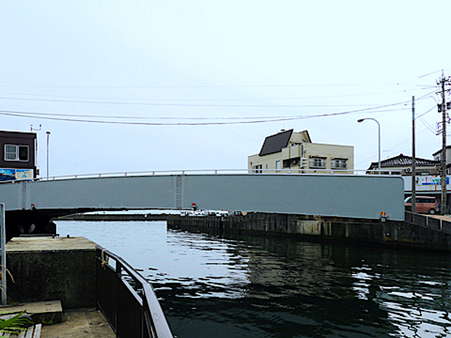 生地中橋