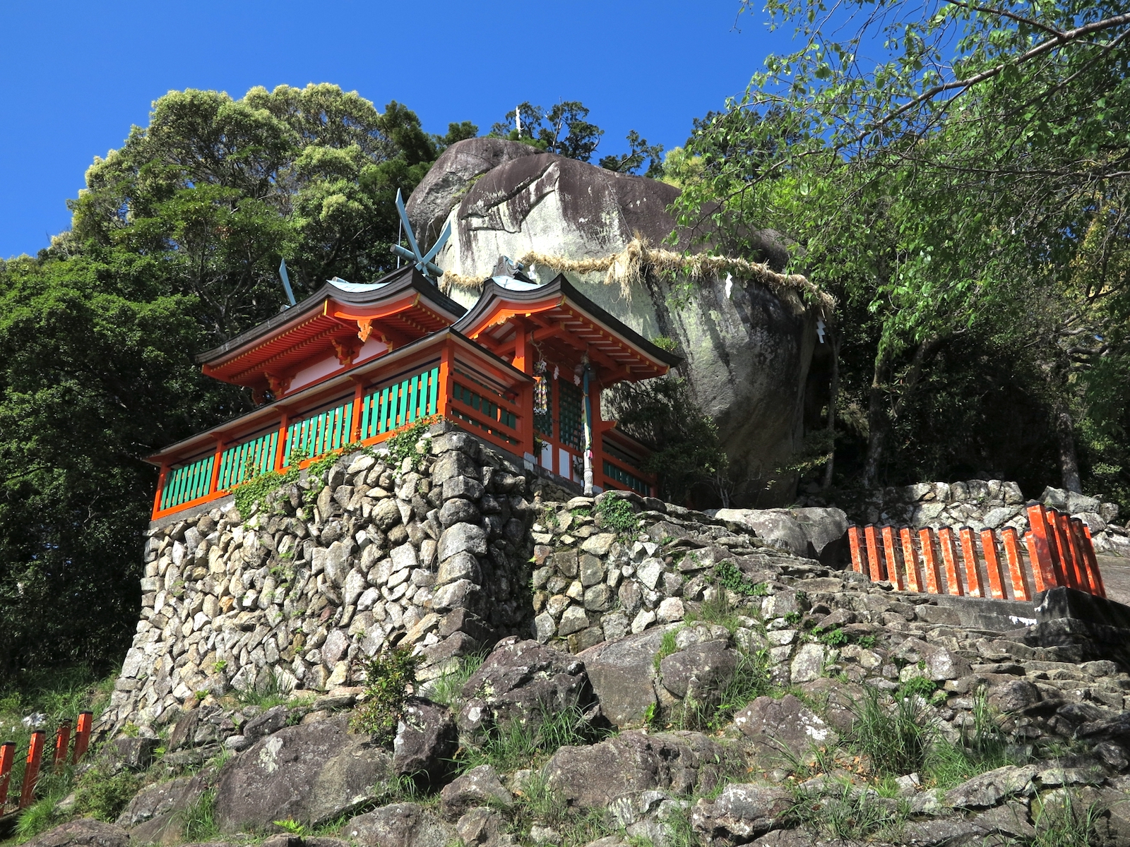 神倉神社（ごとびき岩）