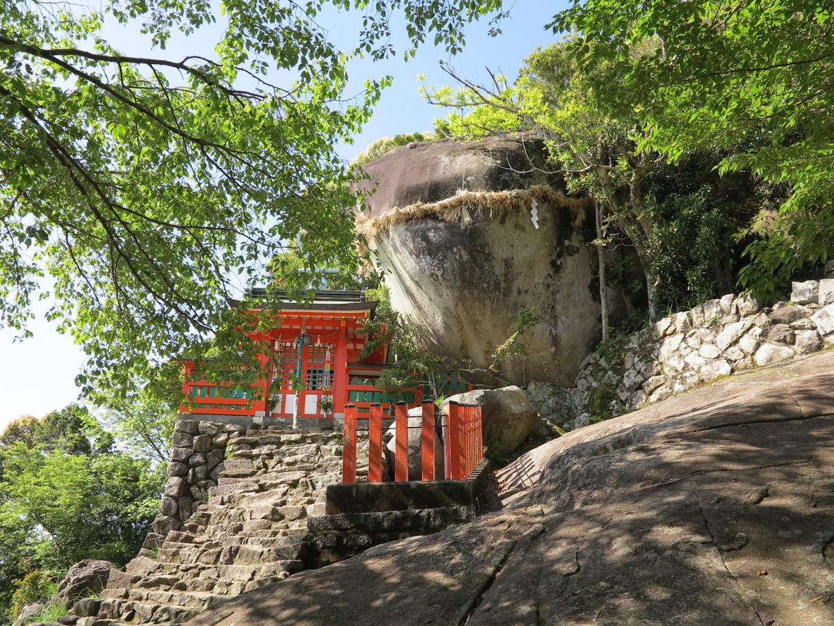 神倉神社（ごとびき岩）