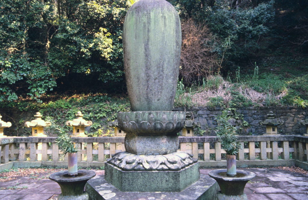 長保寺・紀州藩主徳川家墓所