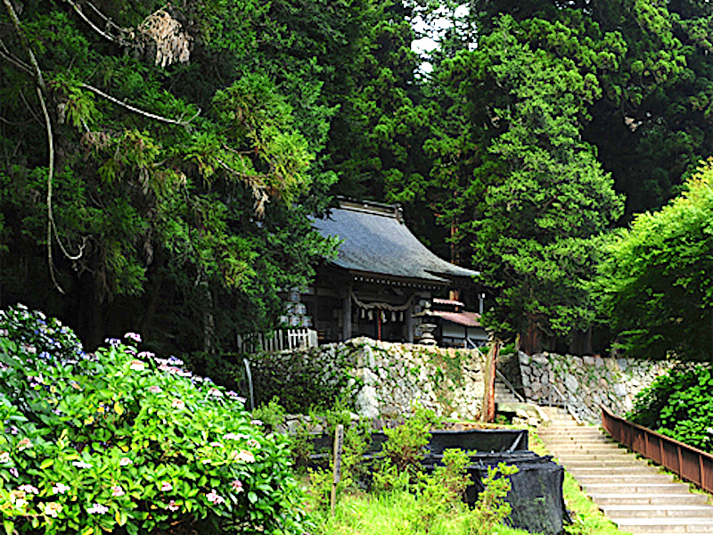 大滝湧水（大滝神社）