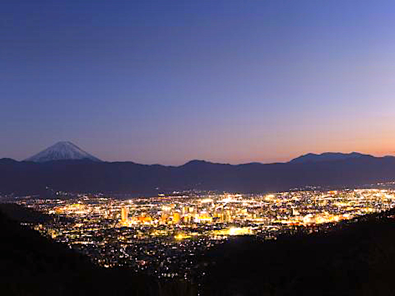 和田峠（見晴らし広場）