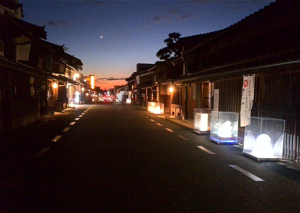 美濃和紙あかりアート展