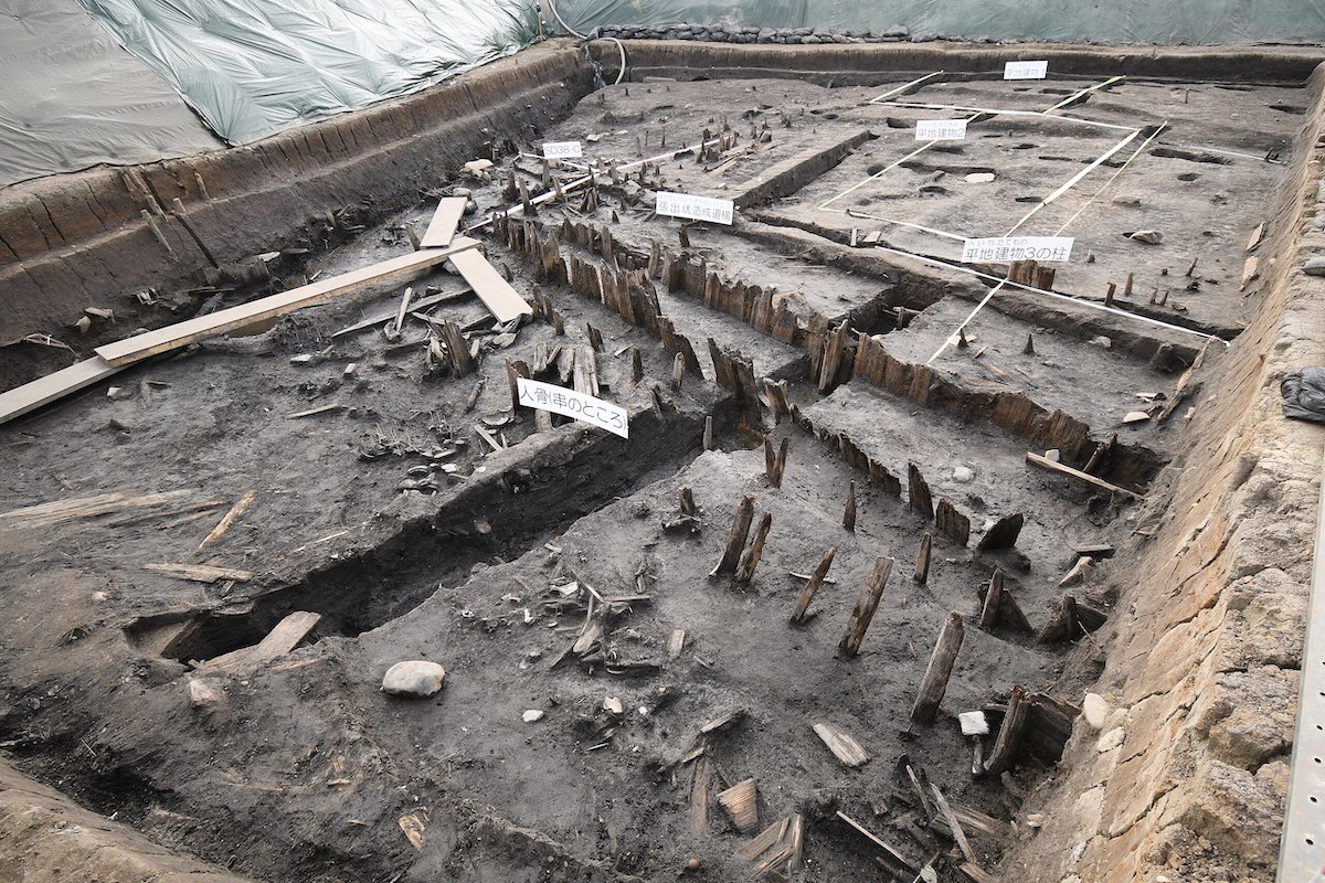 青谷上寺地遺跡