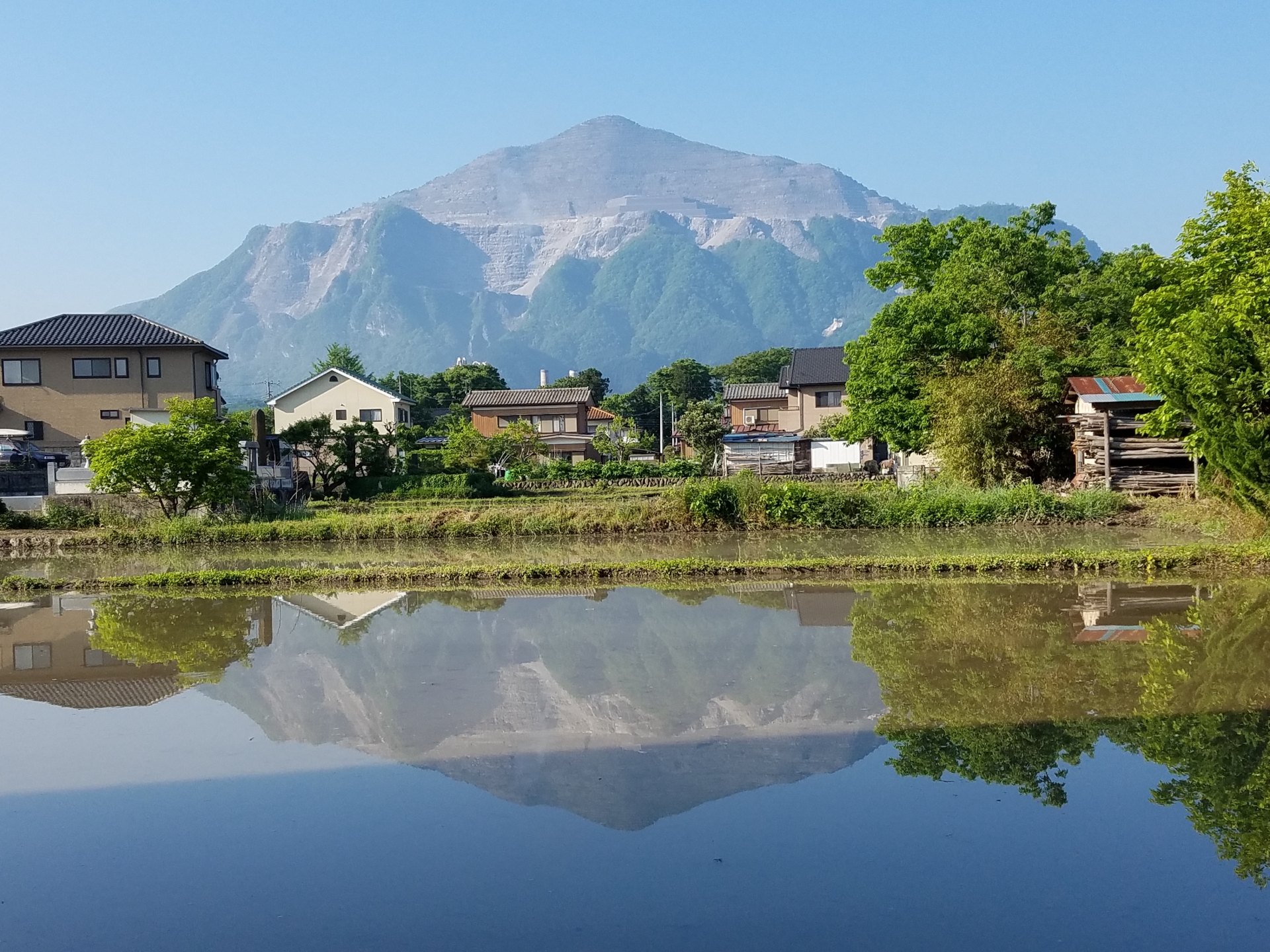 武甲山