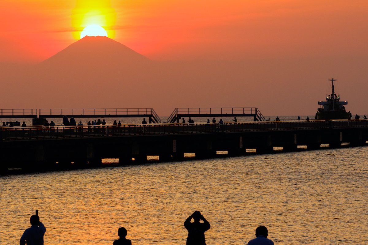 夕日桟橋・ダイヤモンド富士