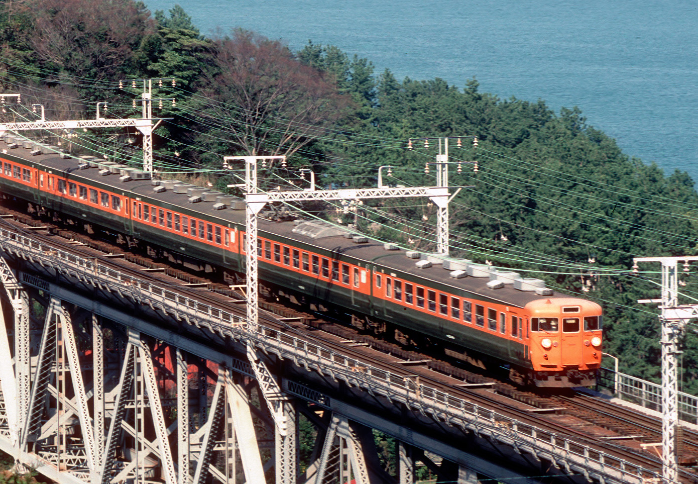東海形電車