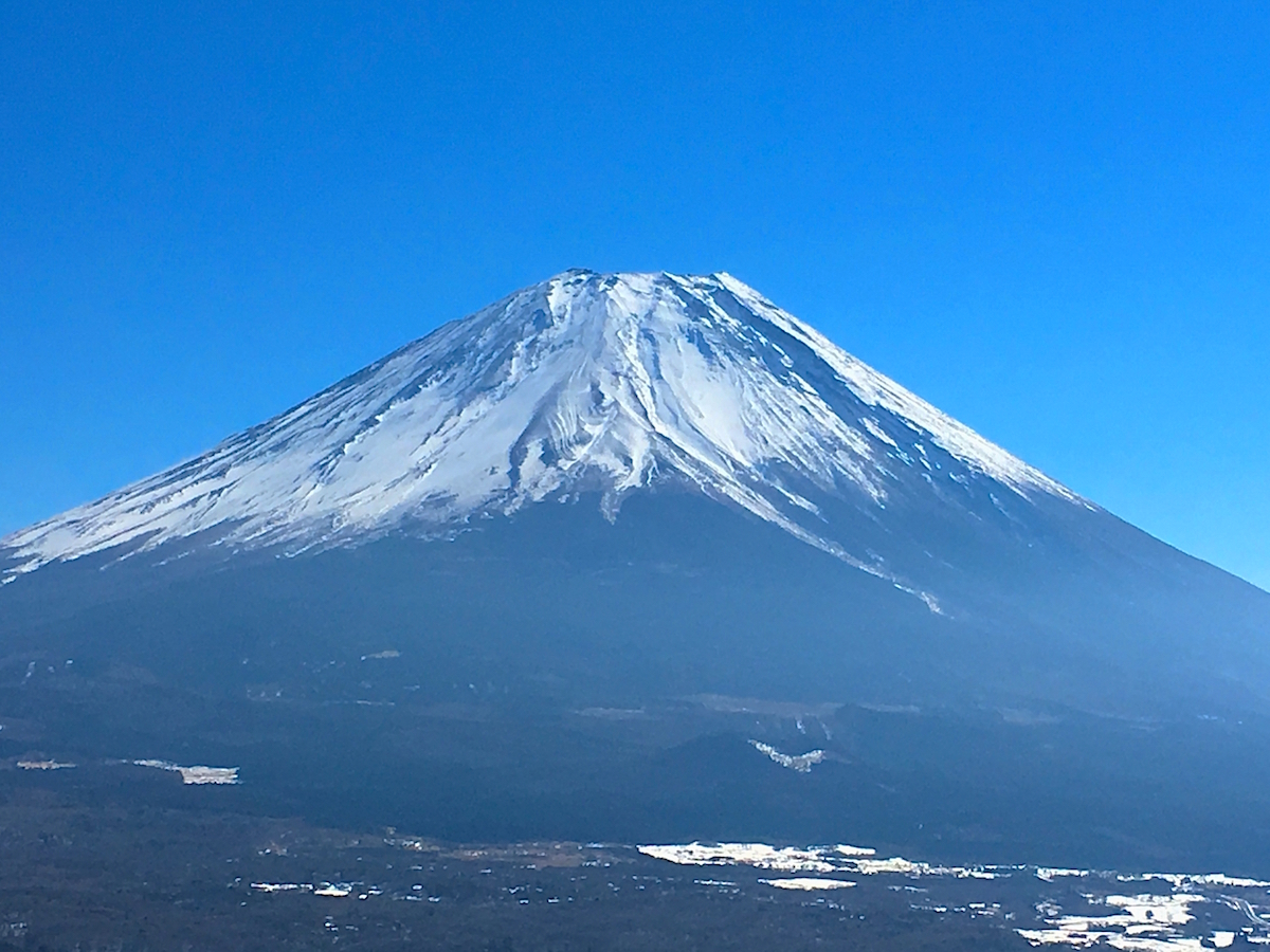 日の出後の富士山も神々しい