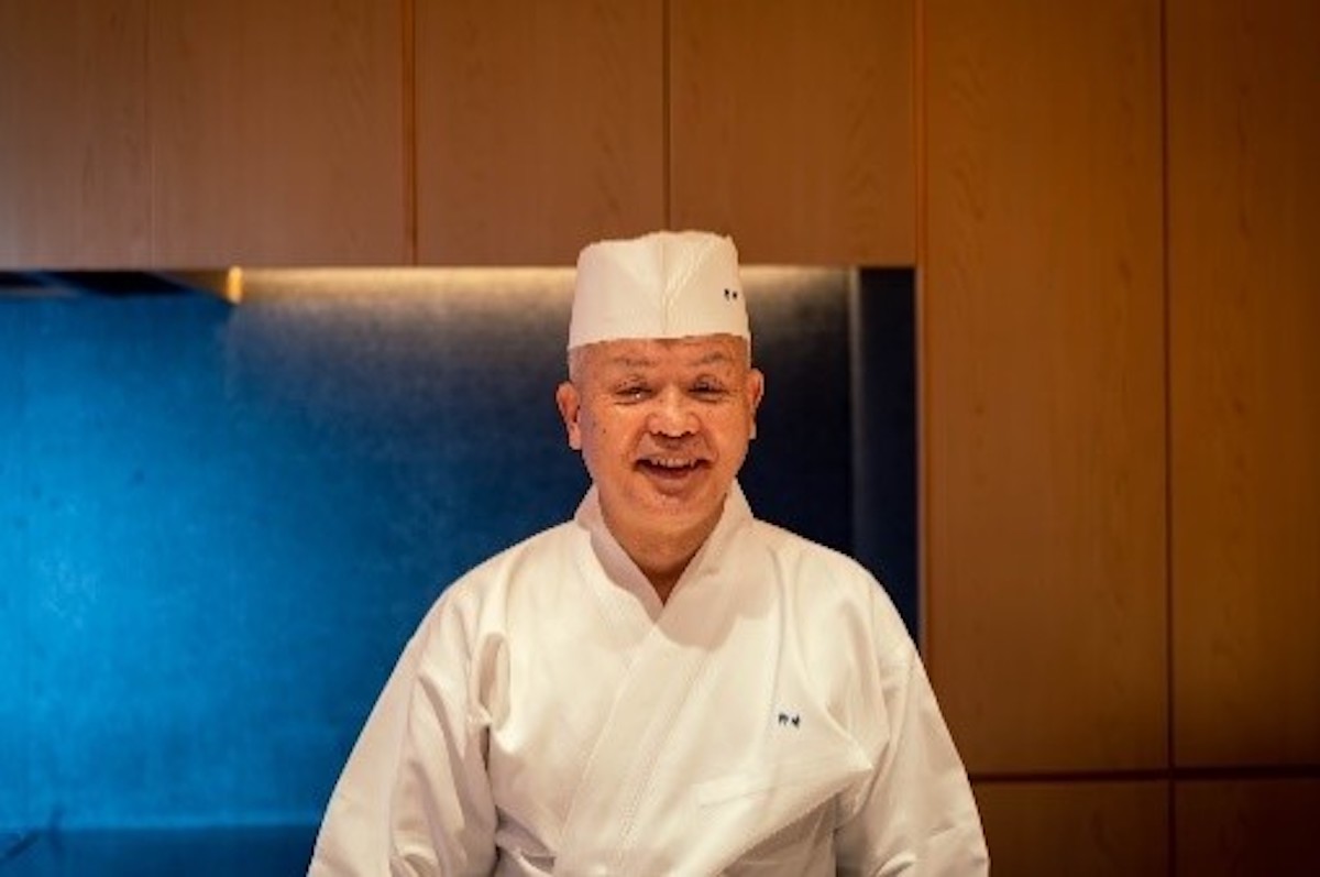 新幹線「グランクラス」（飲料・軽食あり）