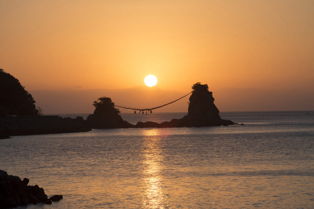 豊後二見ヶ浦・日の出