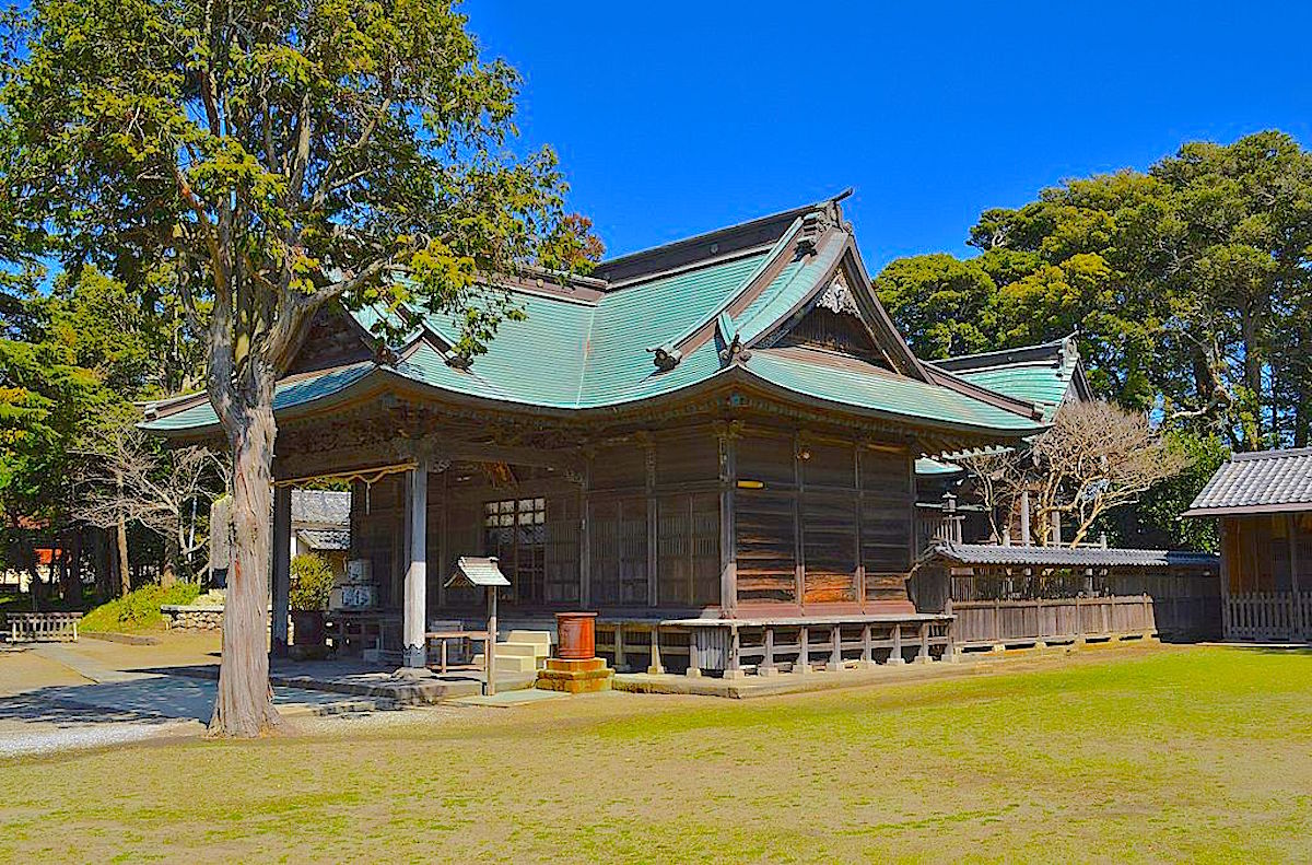 安房国総社・鶴谷八幡宮の社殿
