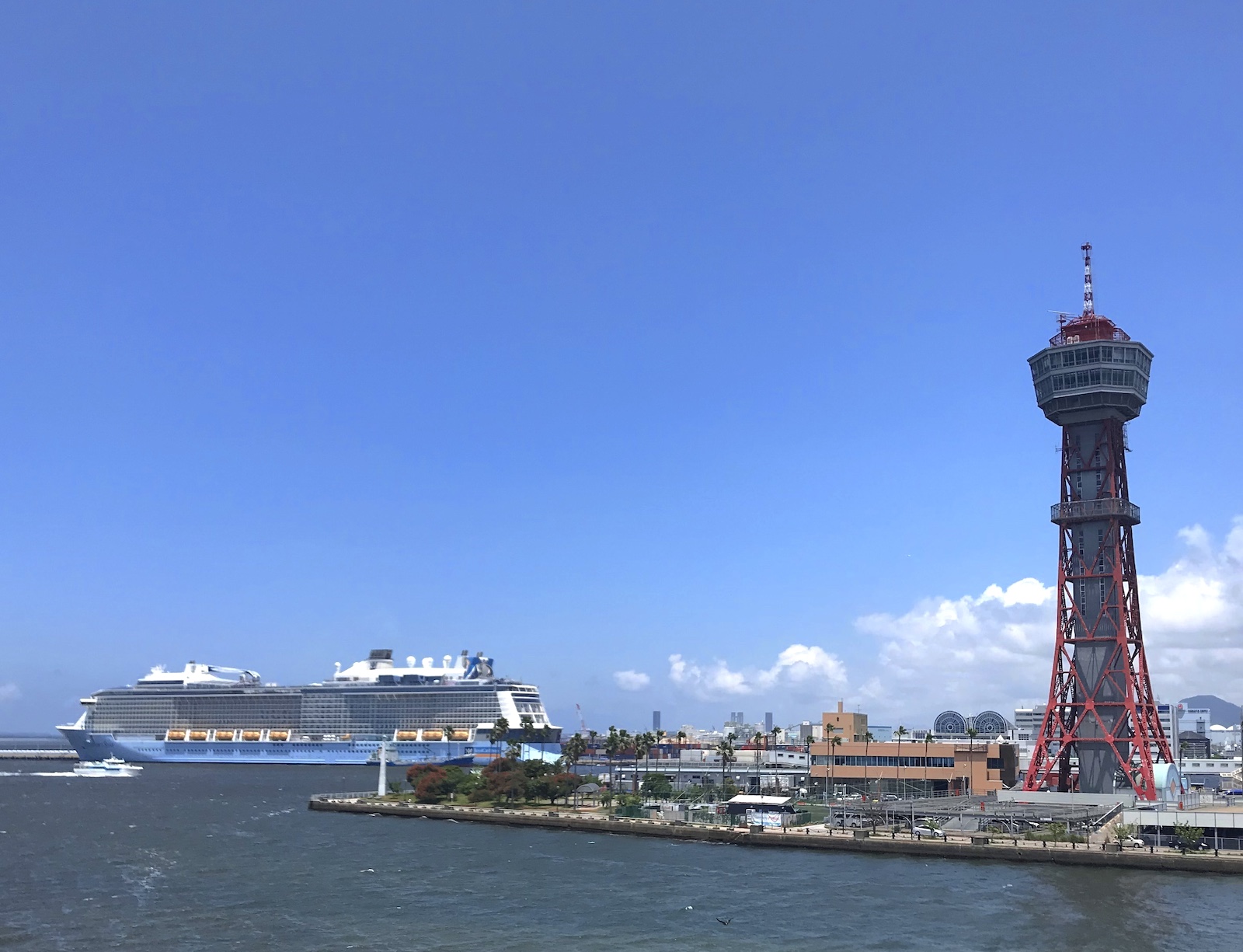 博多港・クルーズ船