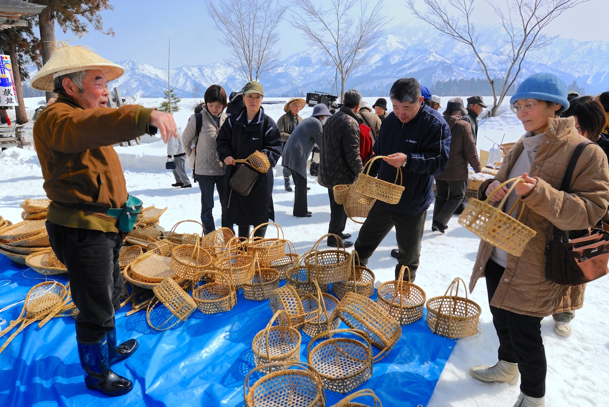 大里一宮神社春季大祭『雪上農具市』