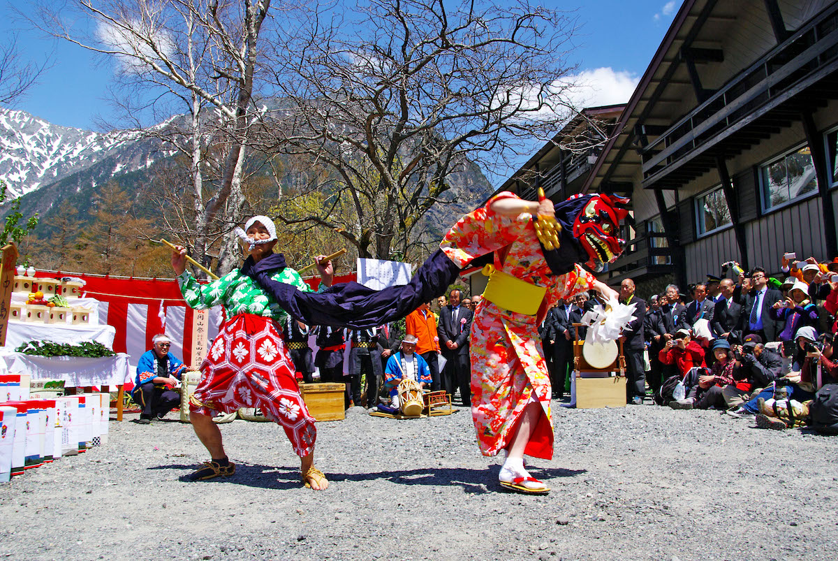 上高地開山祭（獅子舞奉納）