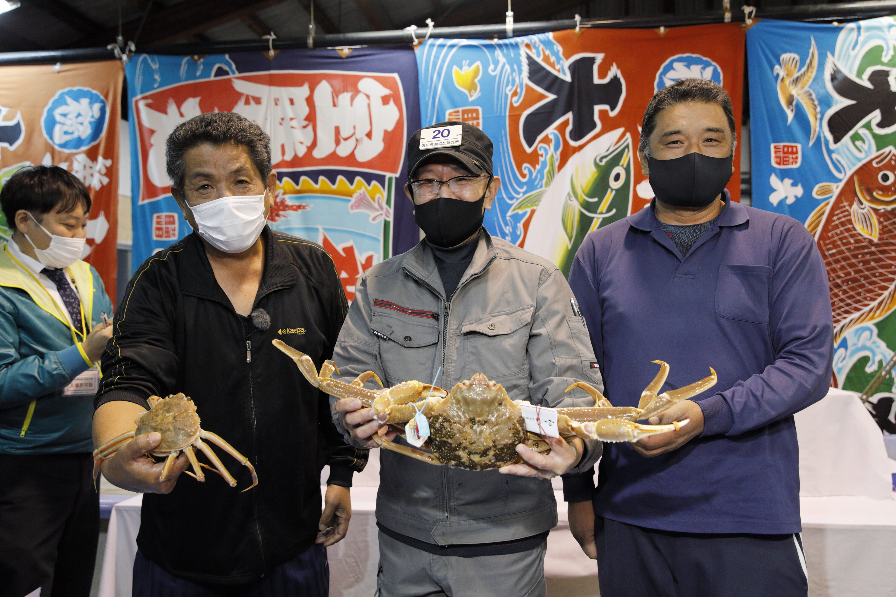 石川県でカニ漁解解禁！