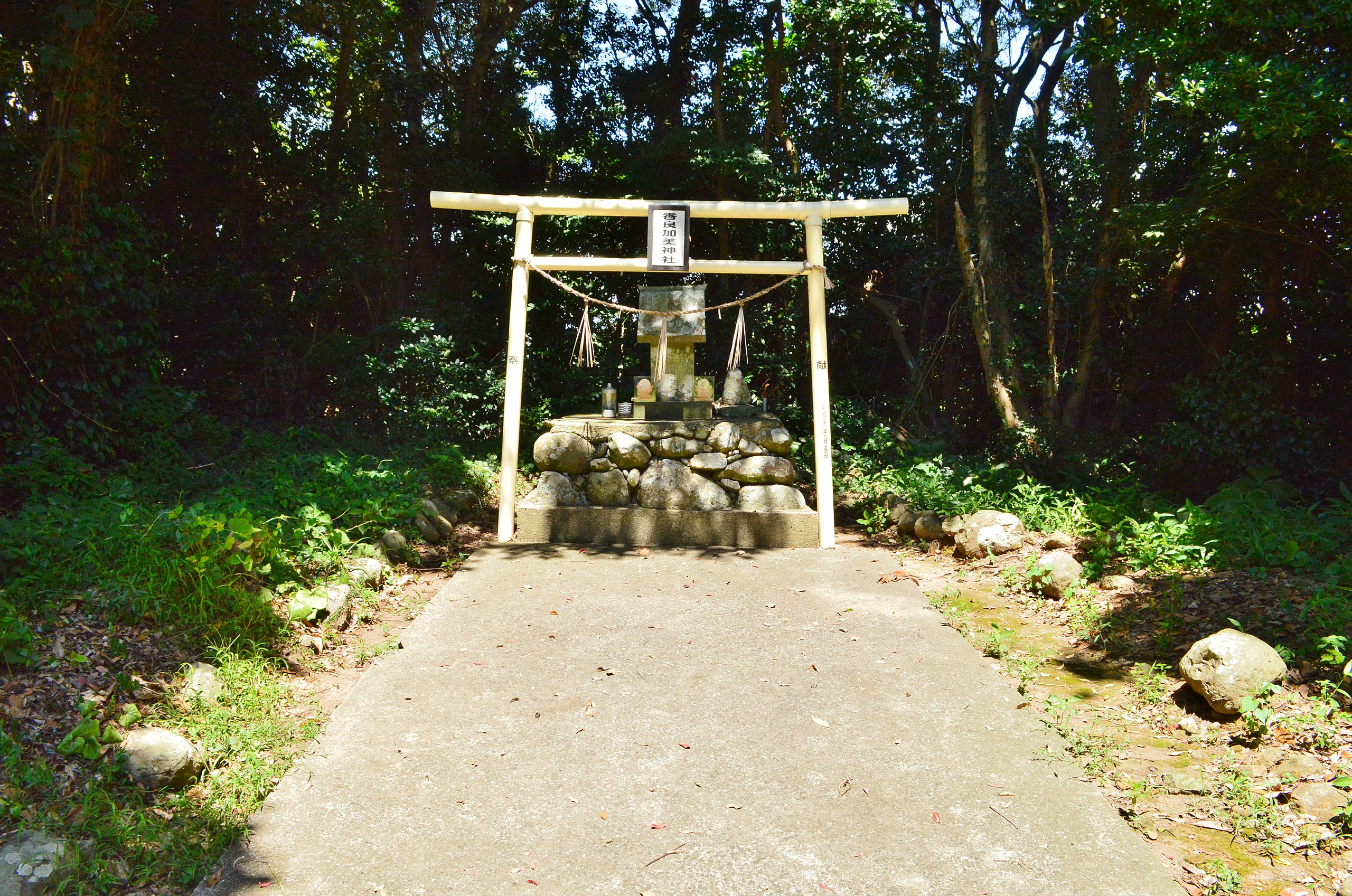 カラカミ遺跡