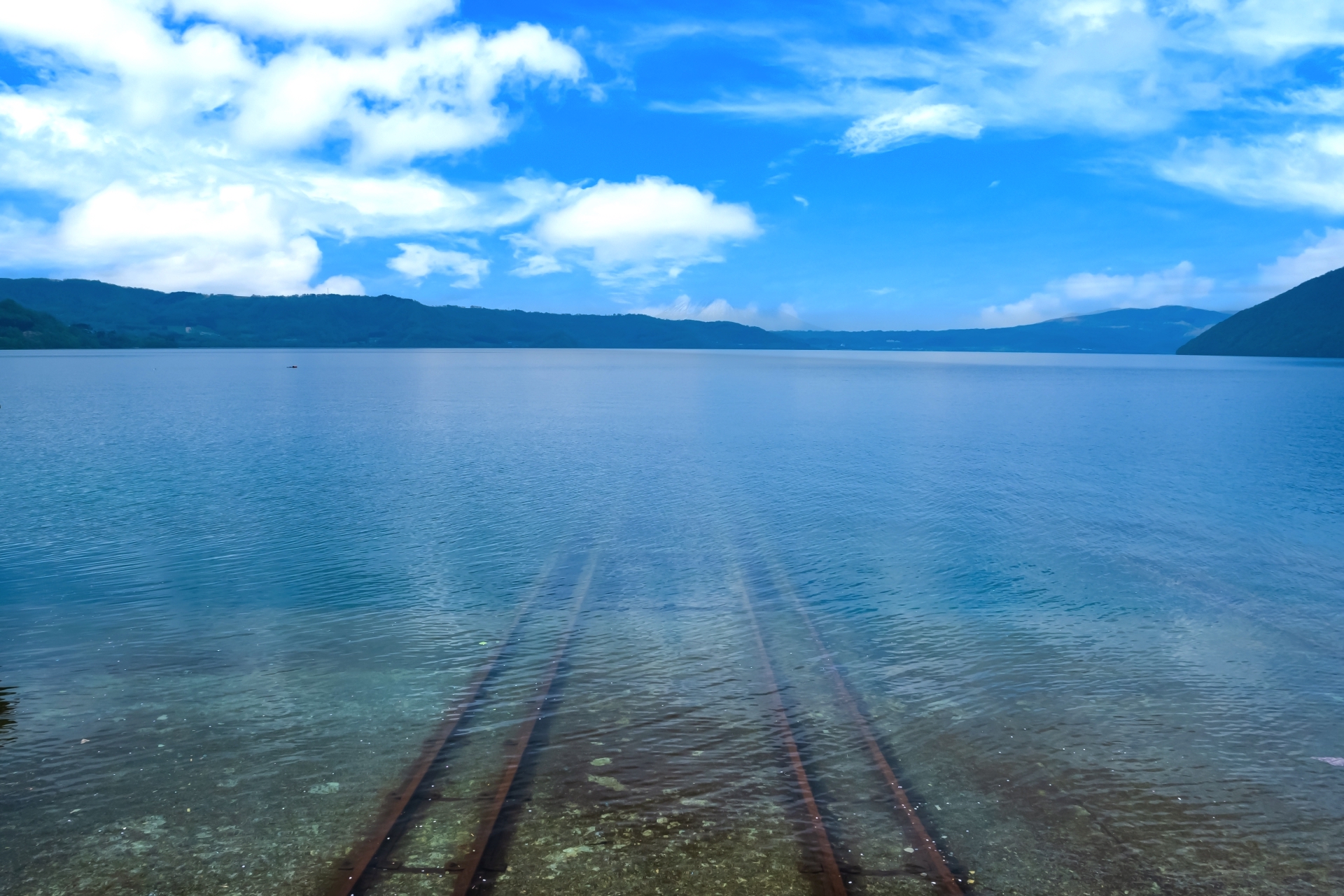 洞爺湖・湖底線路