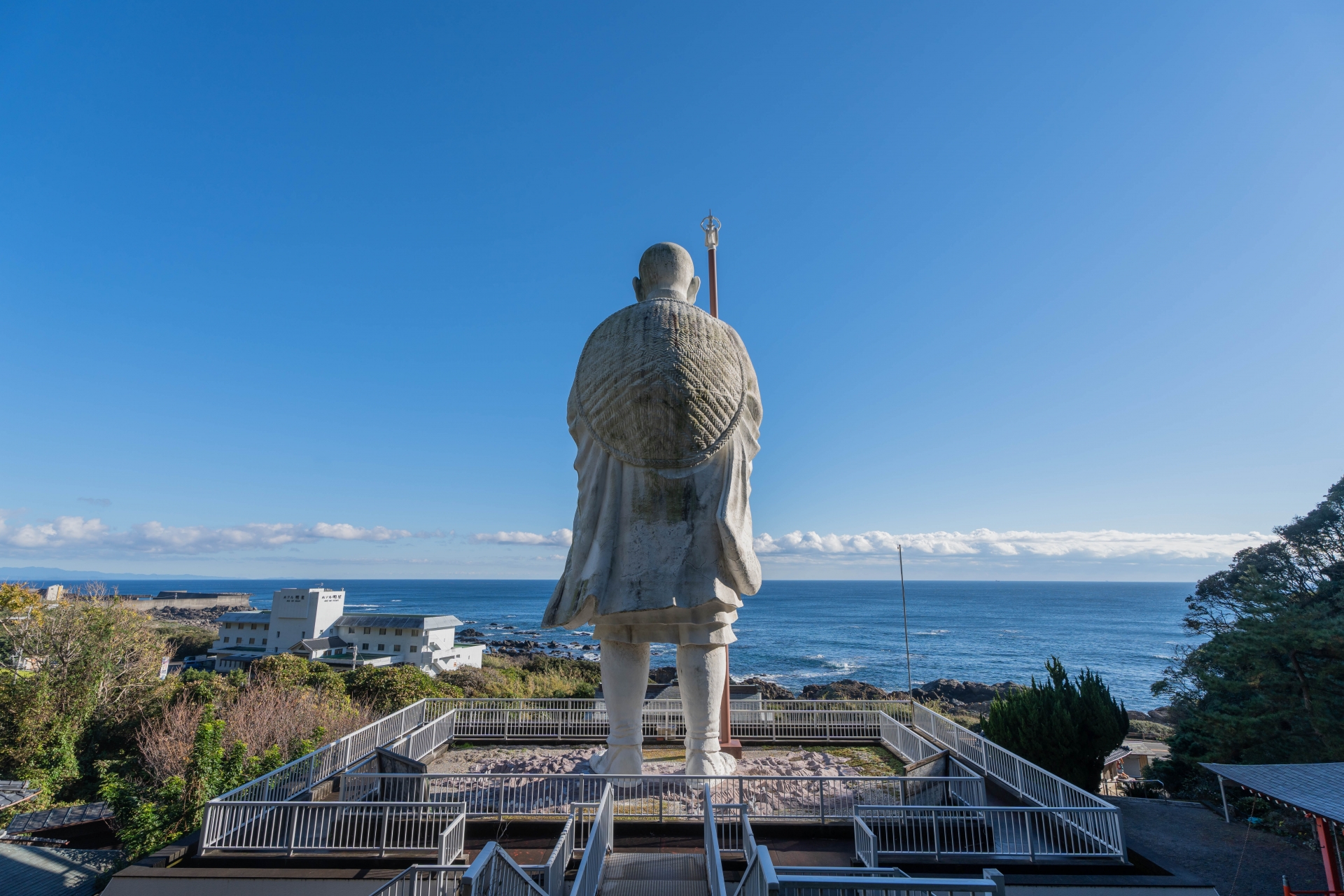 室戸青年大師像