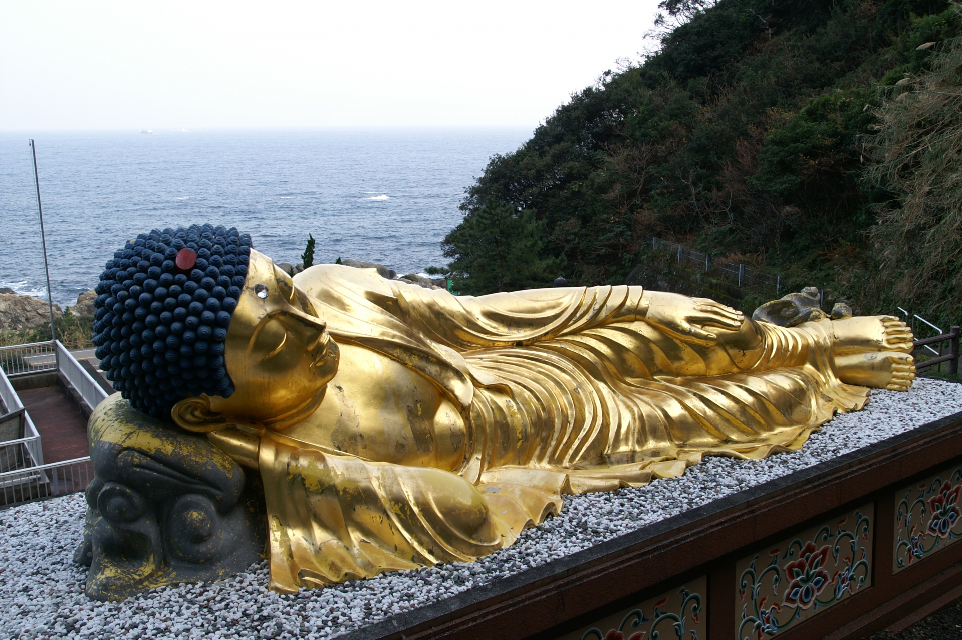 室戸青年大師像