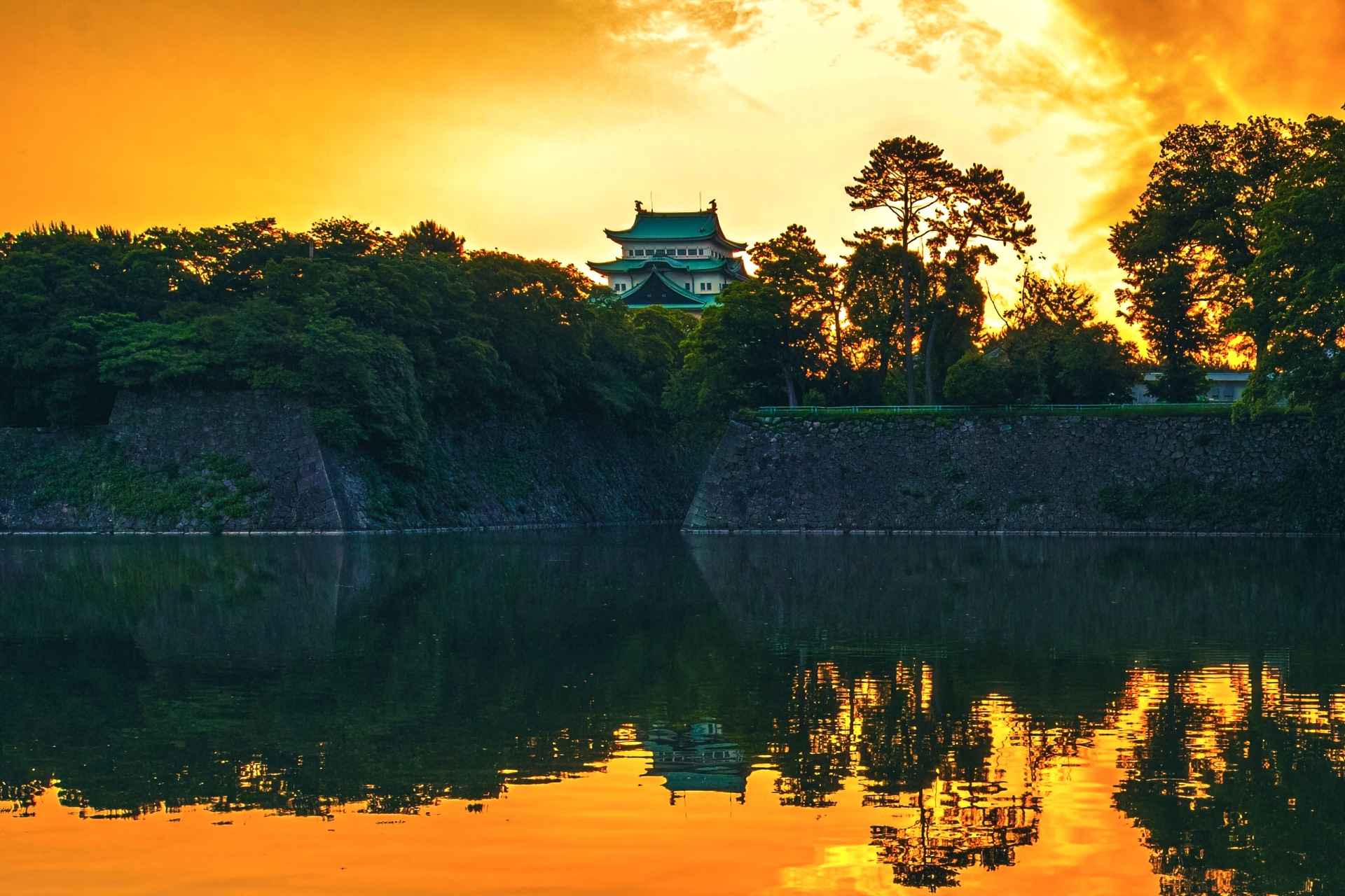 名古屋城