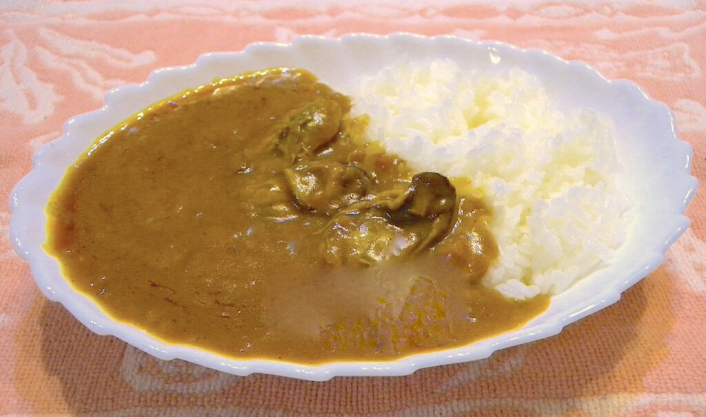 レインボー食品「広島名産かきカレー 中辛」