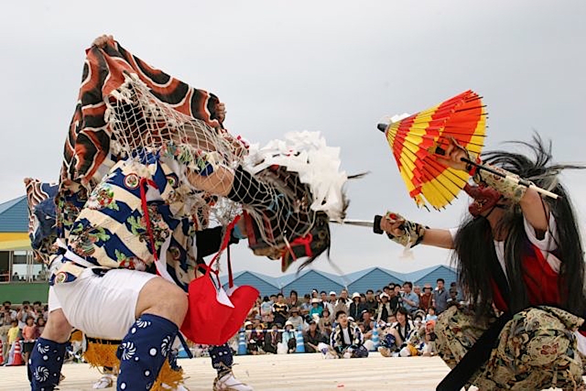 六渡寺獅子舞