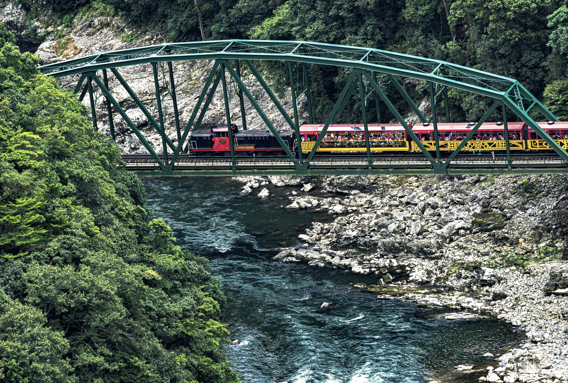 嵯峨野観光鉄道