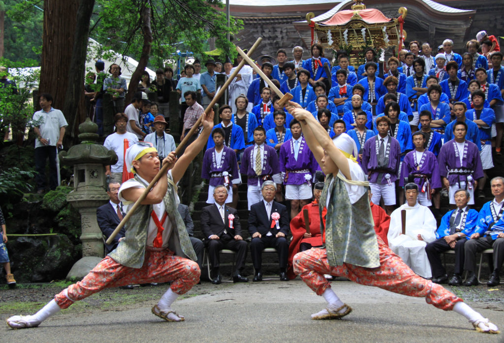関山神社『火祭り』