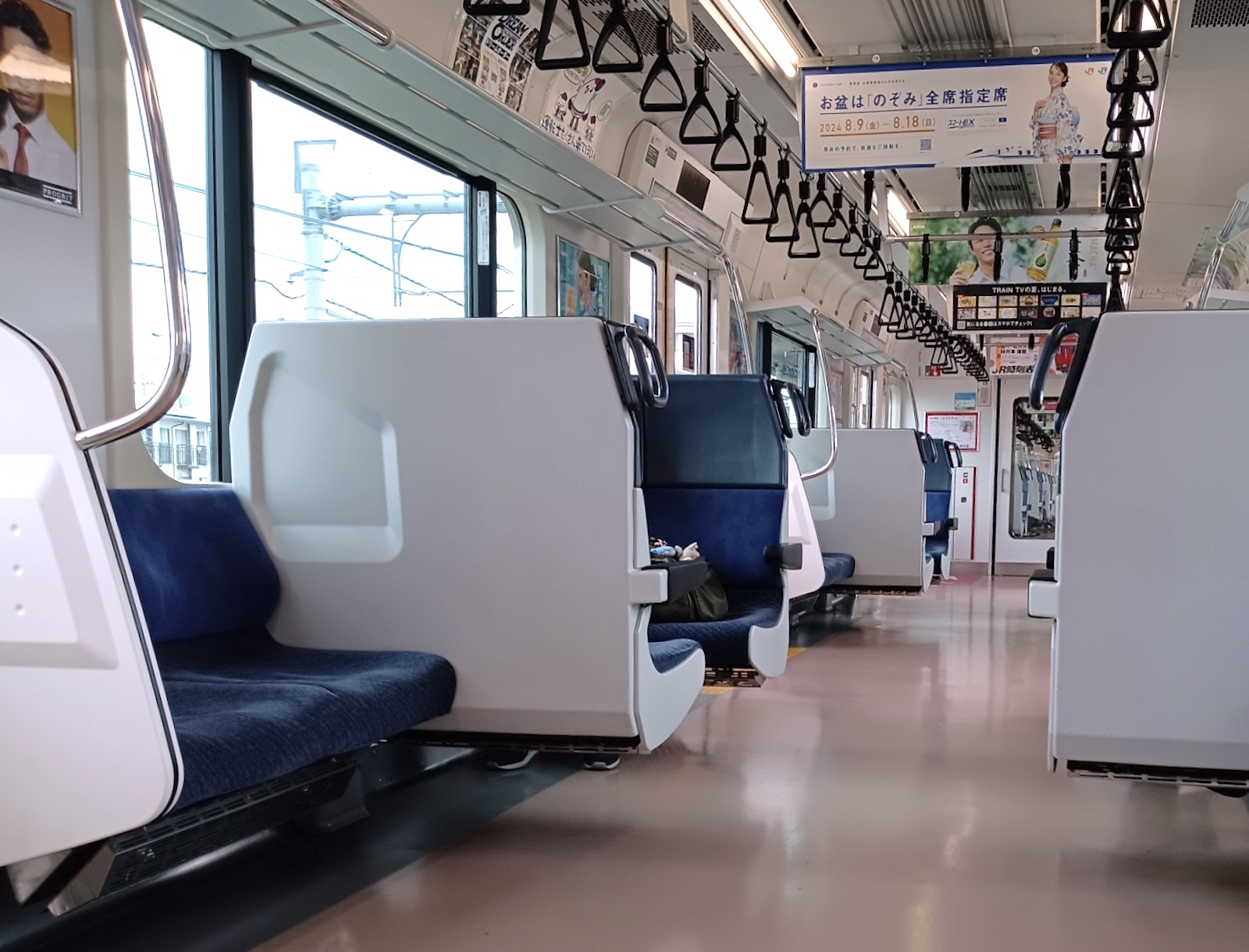 セミクロスシート