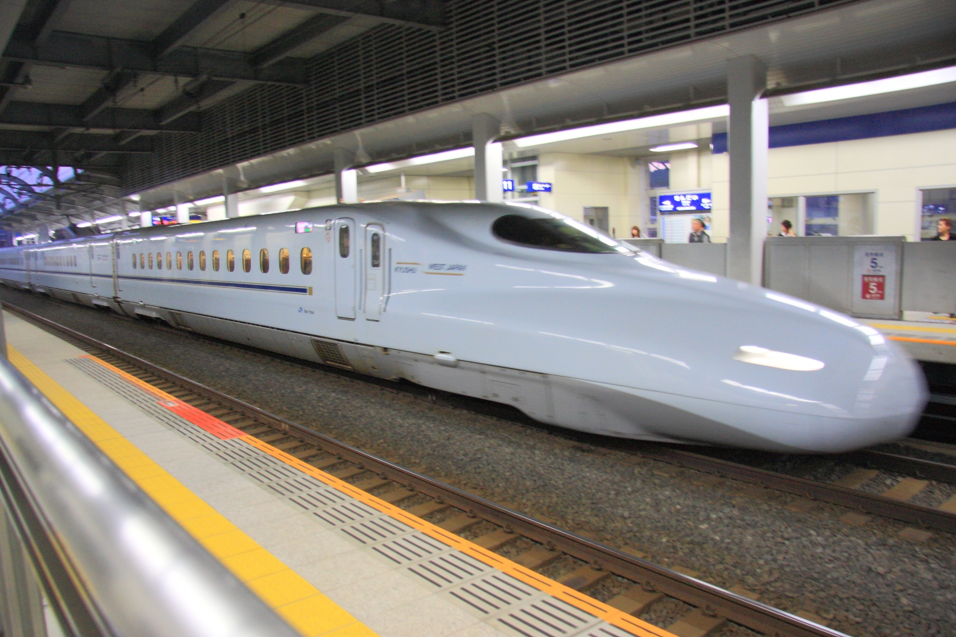 鹿児島中央駅