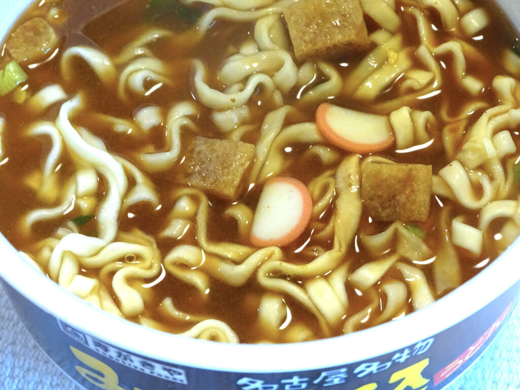 名古屋名物「みそ煮込みうどん」