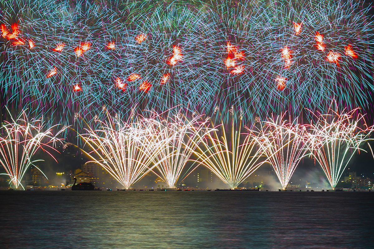 諏訪湖祭湖上花火大会