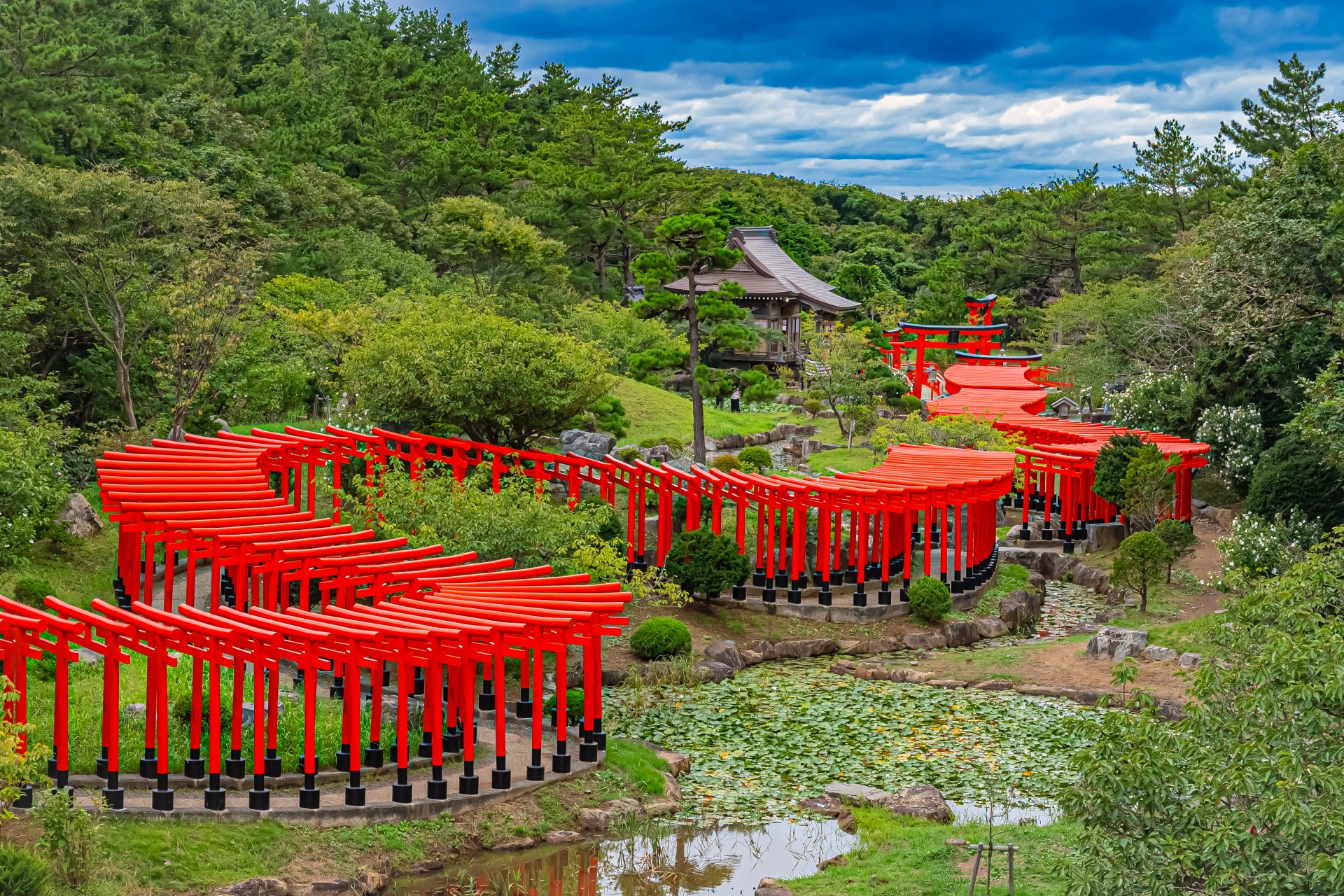 高山稲荷神社・千本鳥居