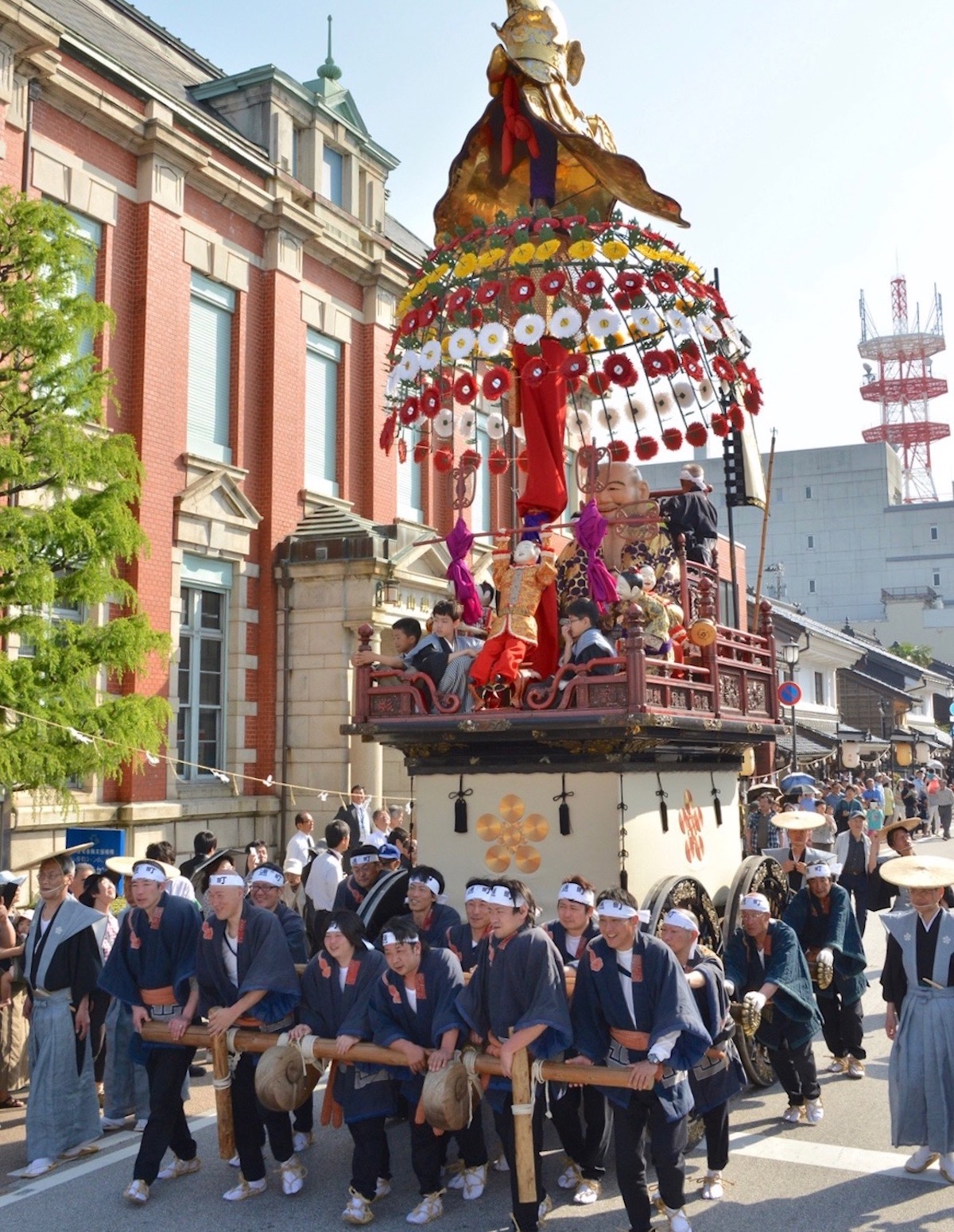 高岡御車山祭