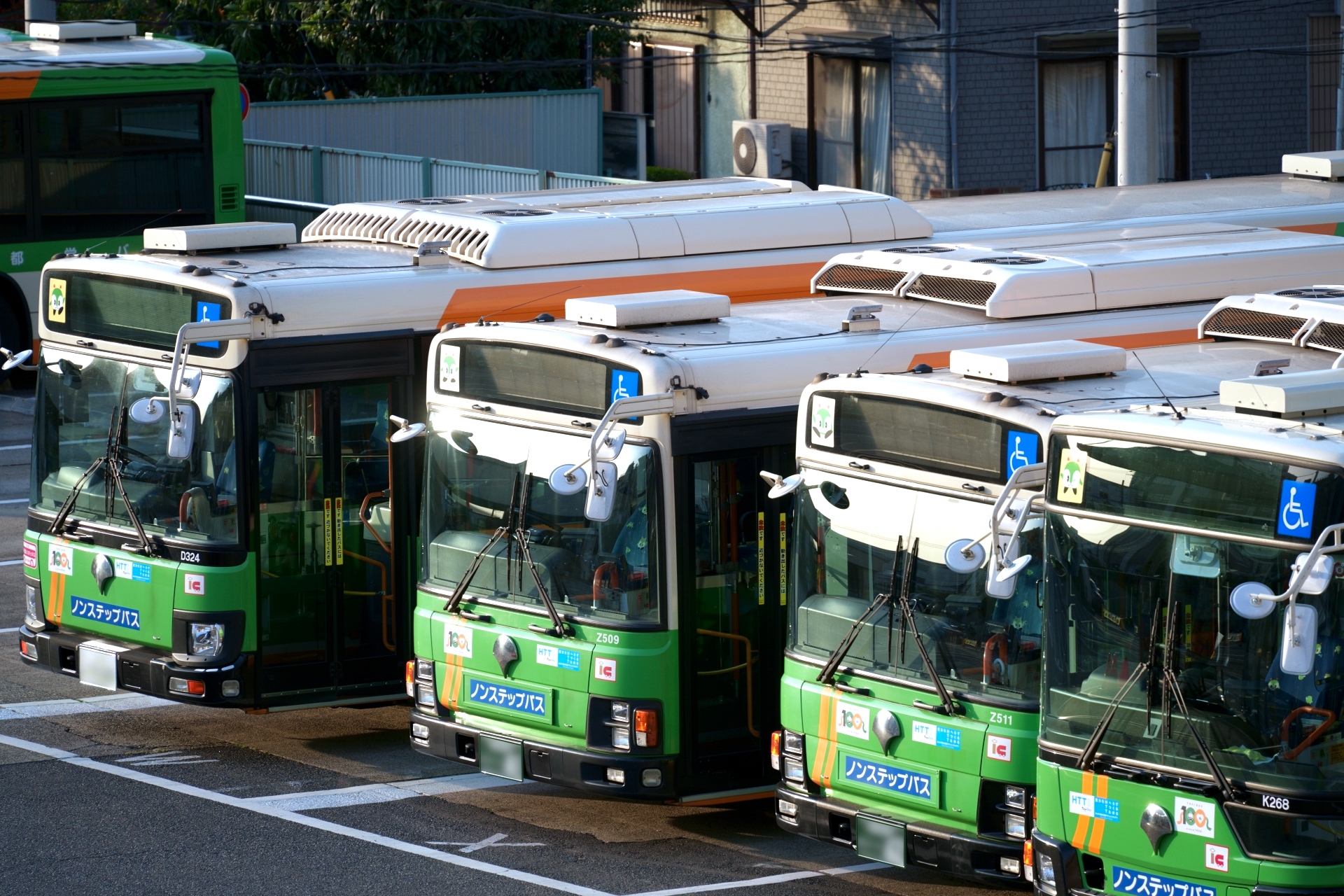 都営バス
