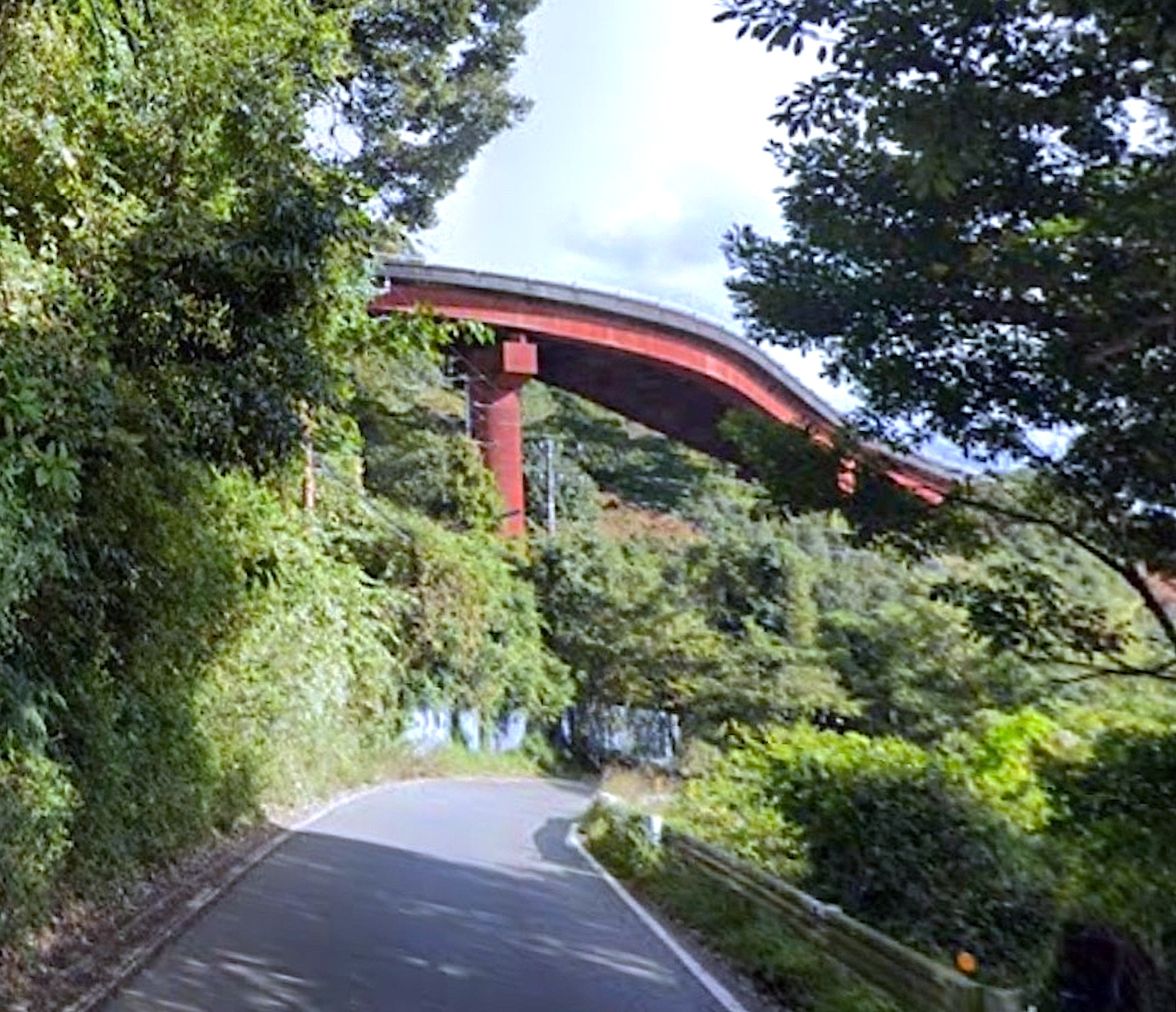 赤沢八幡野連絡橋（渡辺橋）