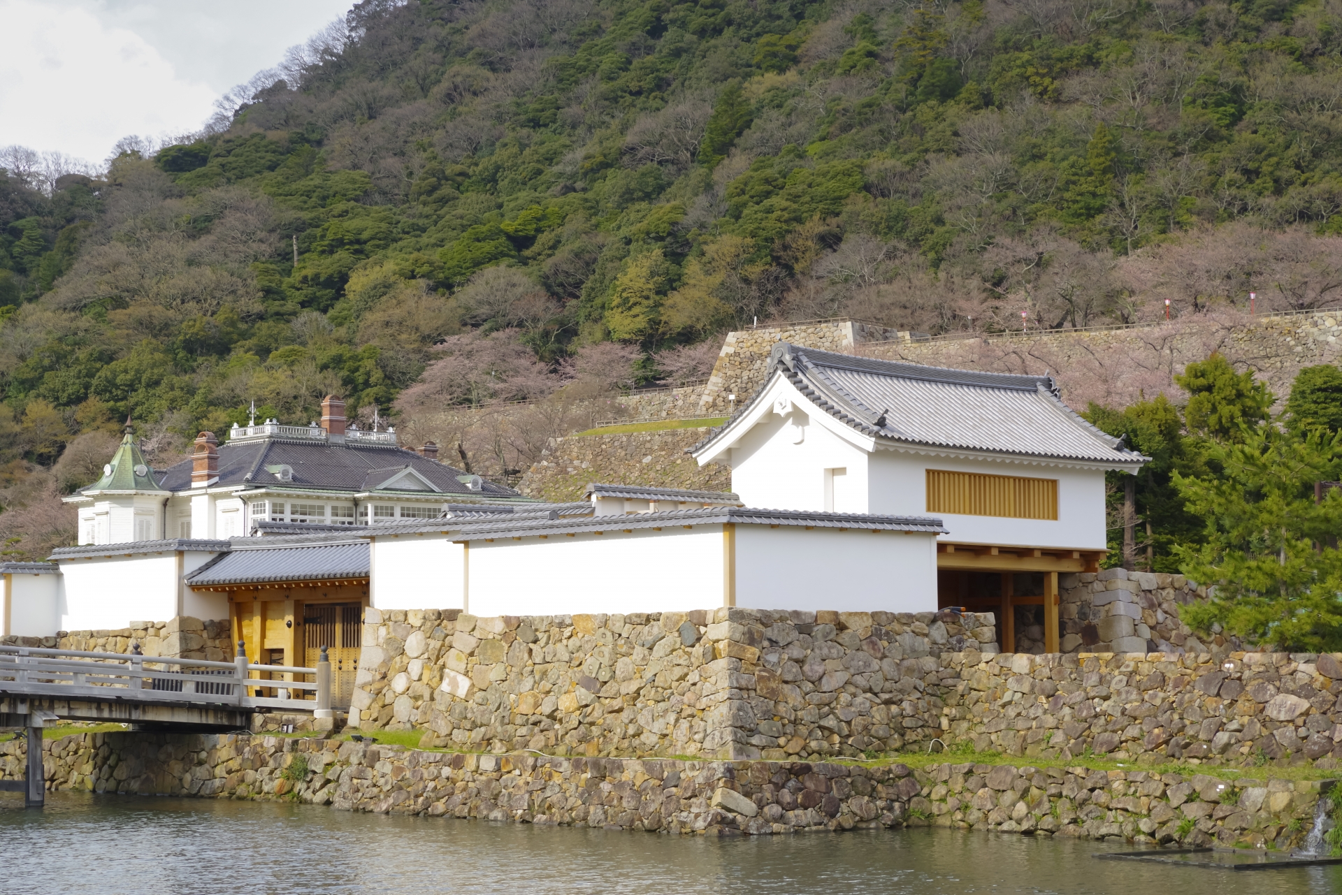 鳥取城・中の御門表門と渡櫓門