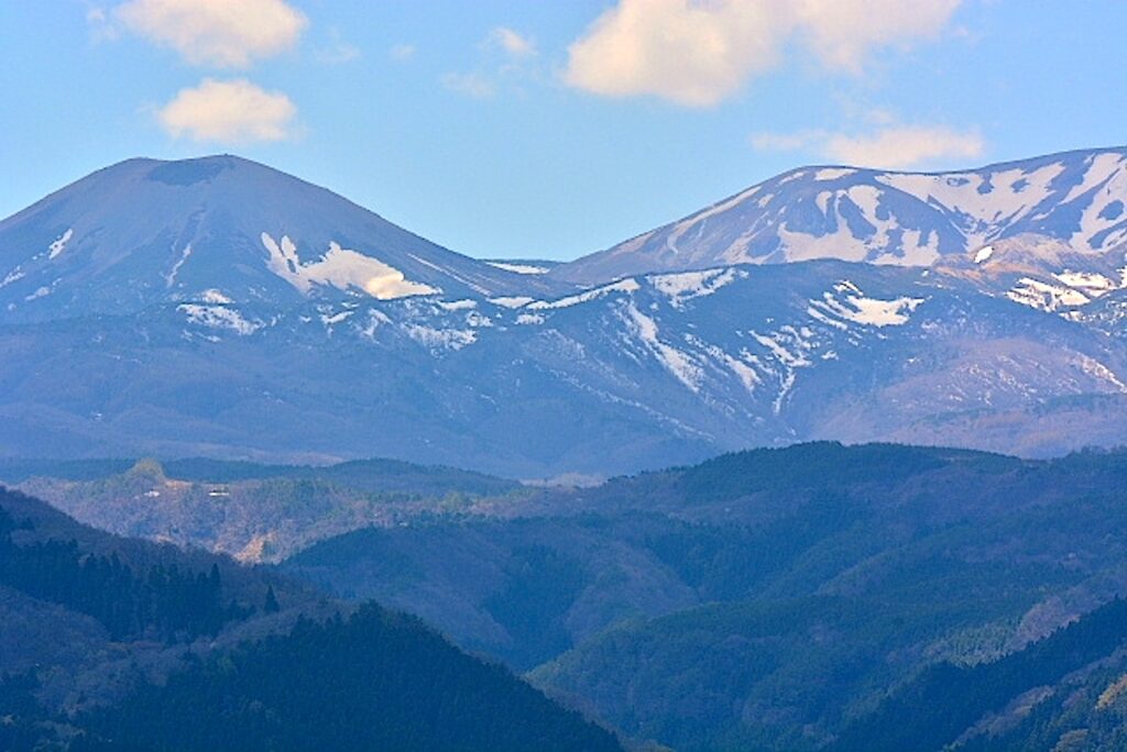 吾妻小富士・雪うさぎ